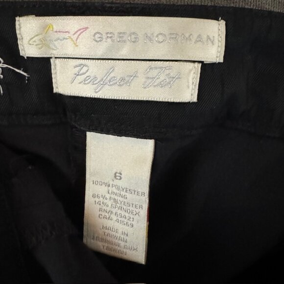 Greg Norman Women's Perfect Fit Black Golf Skort Size 6 - Picture 7 of 7